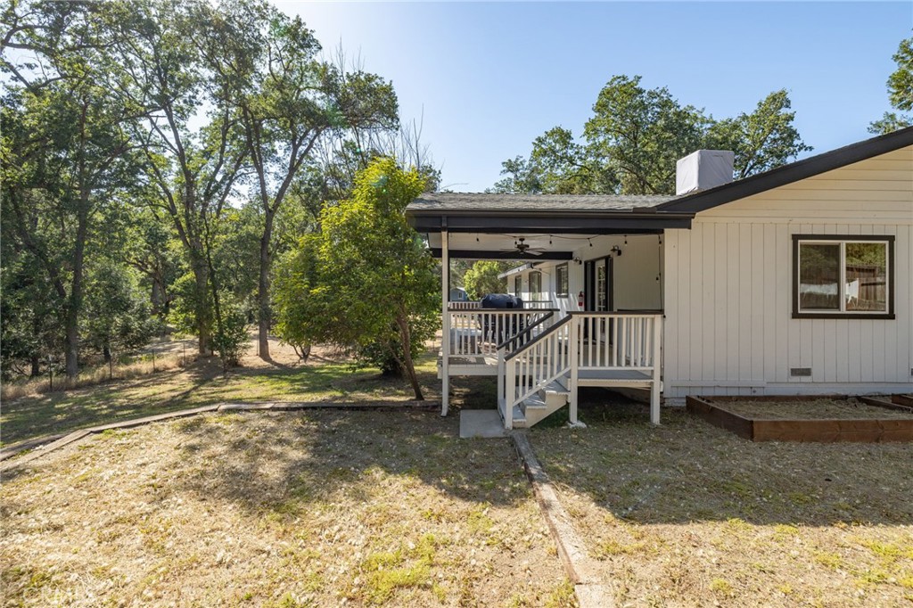 48866 Rock Point Road Oakhurst, CA 93644 - Photo 21 of 59