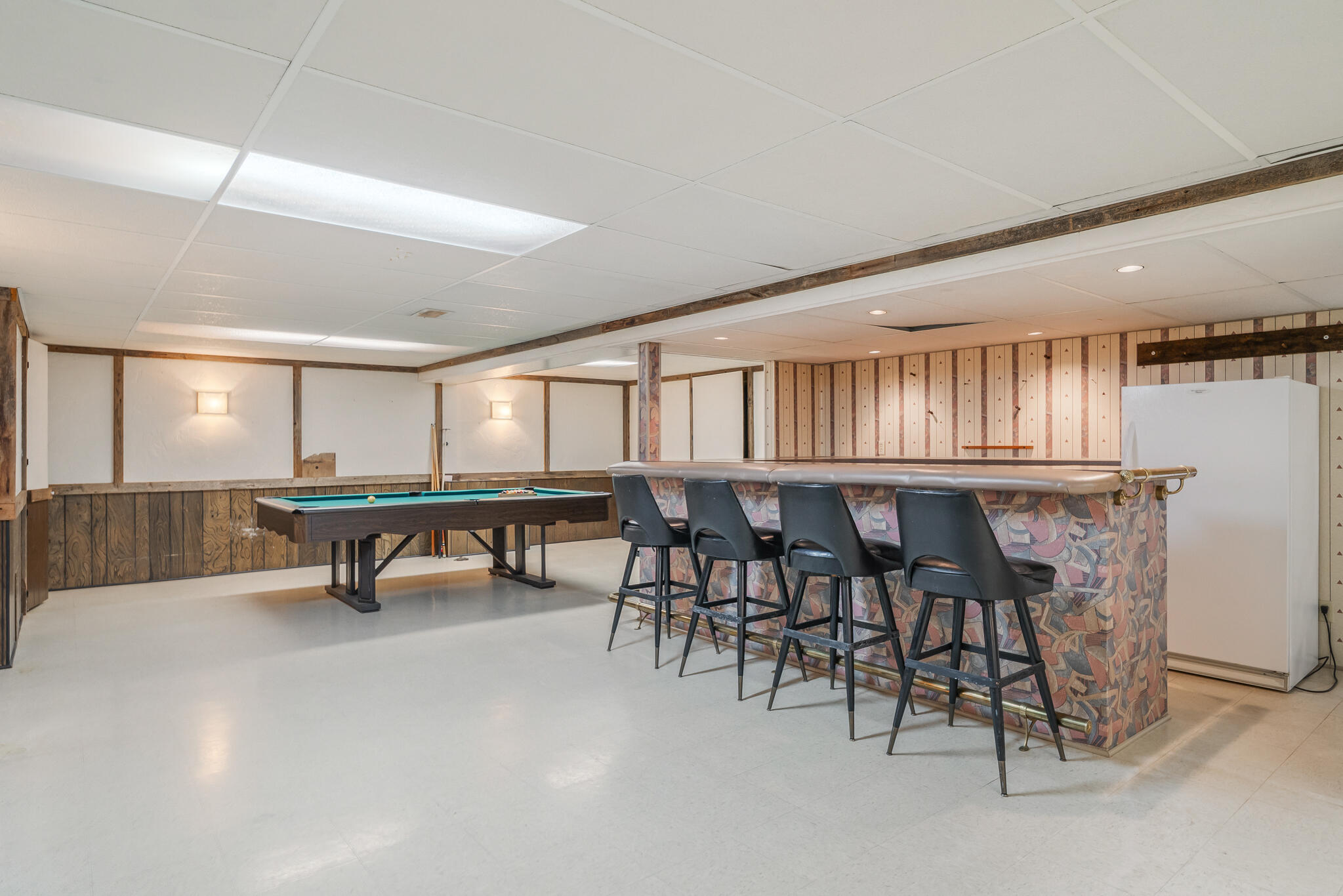 2864 North Apache Road Sheboygan, WI 53083 - Photo 26 of 41 Rec Room