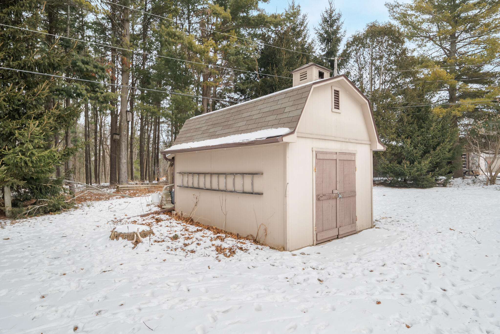 2864 North Apache Road Sheboygan, WI 53083 - Photo 38 of 41 Shed