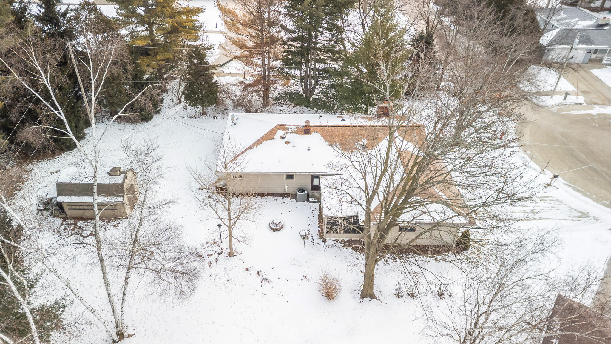 2864 North Apache Road Sheboygan, WI 53083 - Photo 6 of 41 Backyard overview