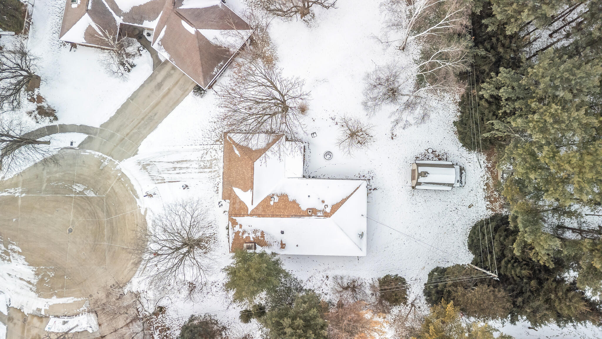 2864 North Apache Road Sheboygan, WI 53083 - Photo 7 of 41 Roof view