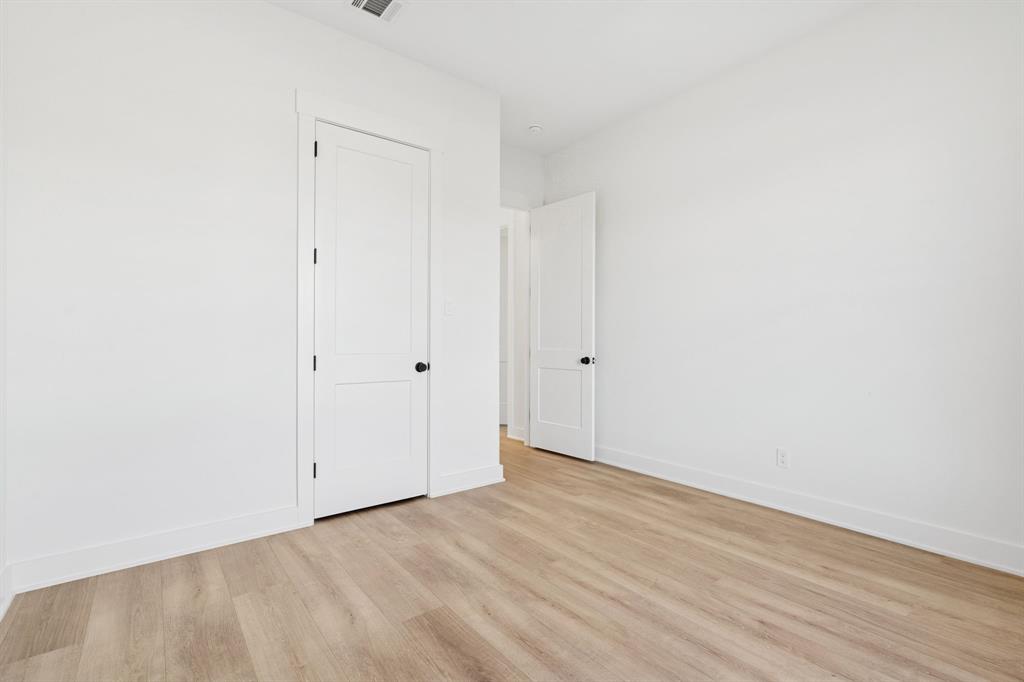 8008 Ben Day Murrin Road Fort Worth, TX 76126 - Photo 24 of 40 a view of an empty room