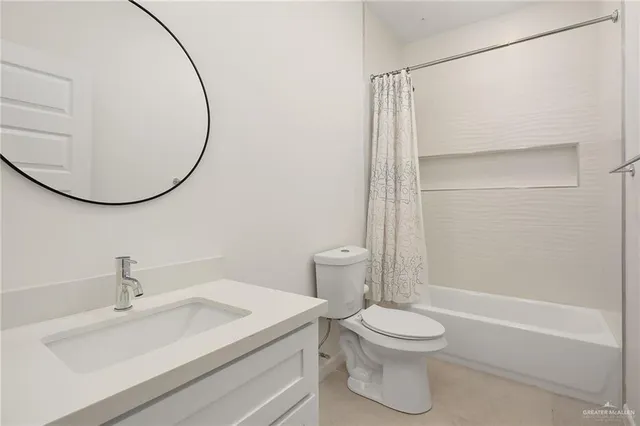 $2,100 | 211 North 28th Street, McAllen, TX 78501