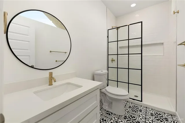 $2,100 | 211 North 28th Street, McAllen, TX 78501