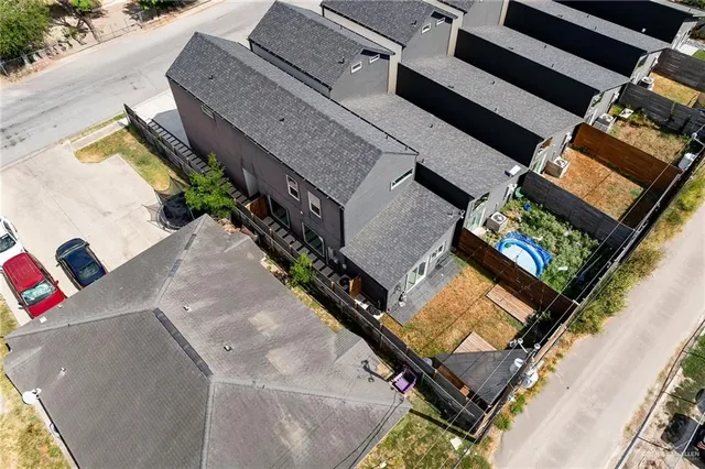 $2,100 | 211 North 28th Street, McAllen, TX 78501