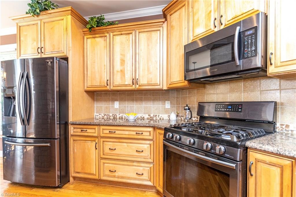 8911 Grove Park Drive Oak Ridge, NC 27310 - Photo 17 of 32