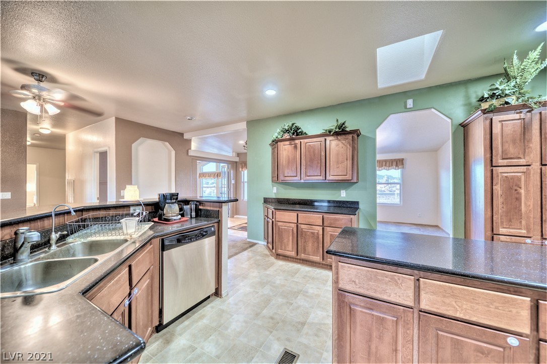 3291 West Wilson Road Pahrump, NV 89048 - Photo 3 of 46 Gallery Image 3