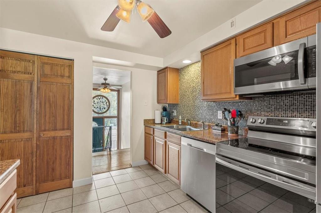 2316 Mcdevitt Road Sewickley, PA 15143 - Photo 8 of 31 Gallery Image 8