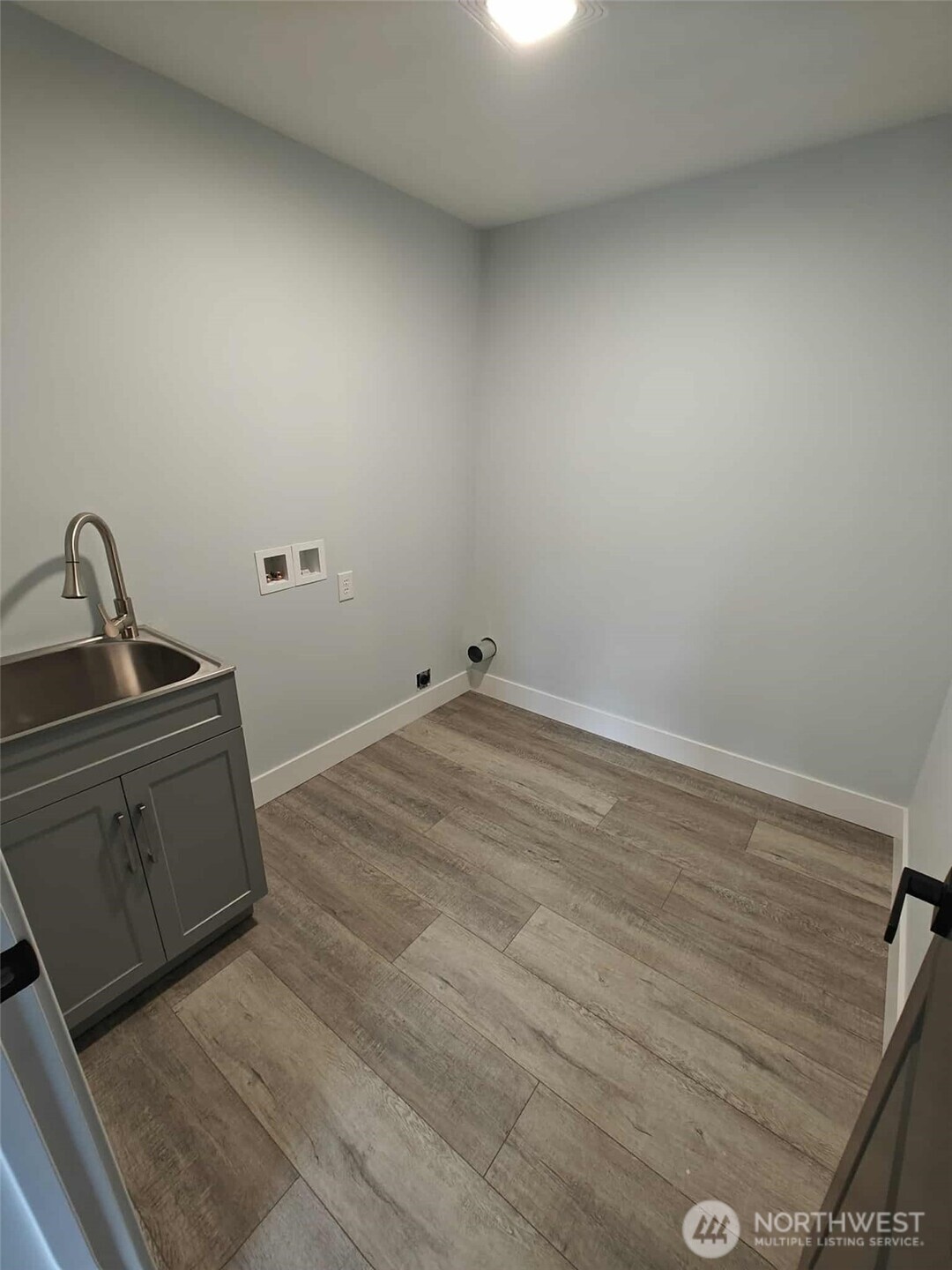 203 Southwest Dogwood Road Port Orchard, WA 98367 - Photo 19 of 23 Gallery Image 19