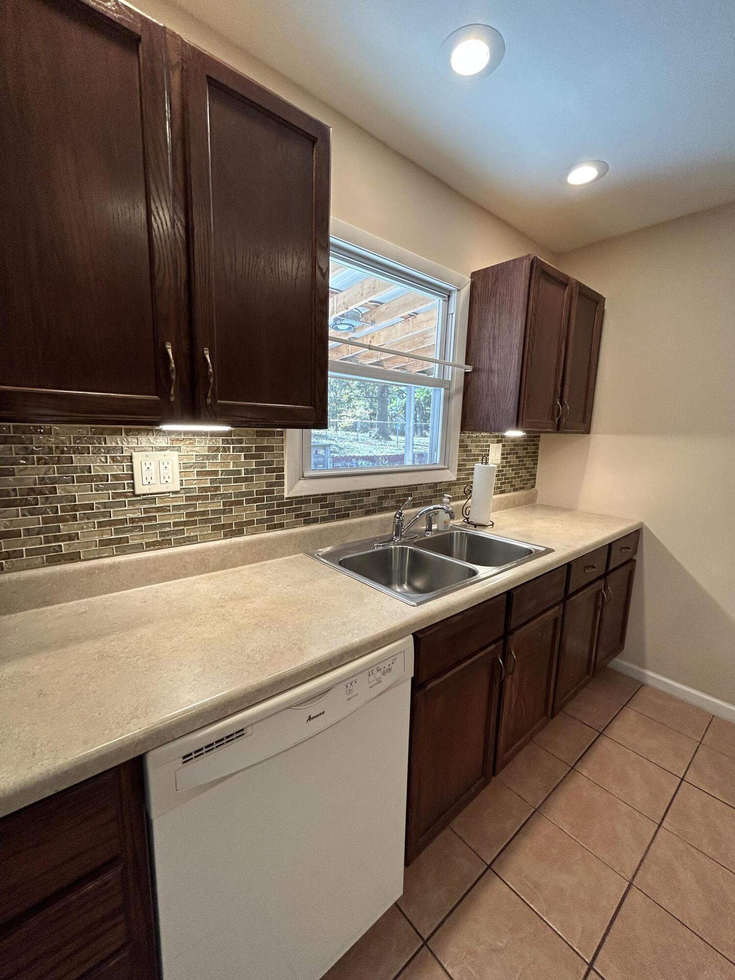 2802 Linda Road Valparaiso, IN 46383 - Photo 9 of 19 1500x2000
