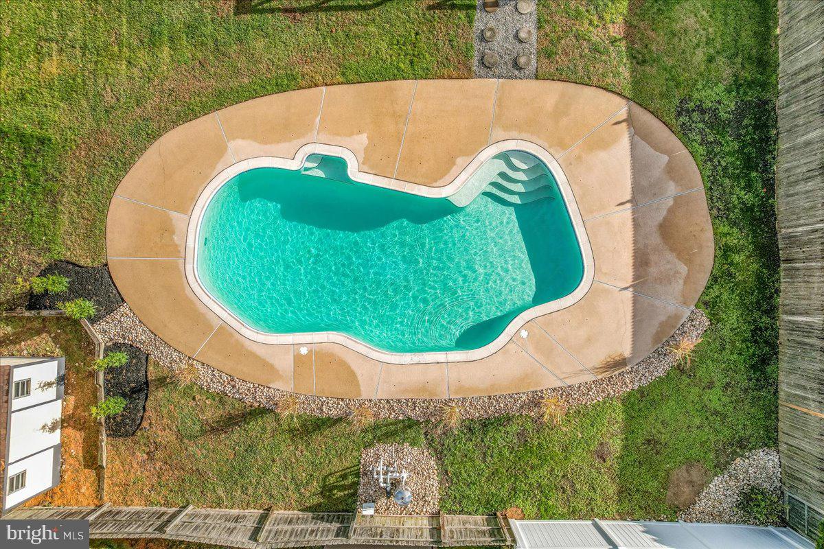 19 Intrepid Drive Sewell, NJ 08080 - Photo 47 of 47 an aerial view of a swimming pool