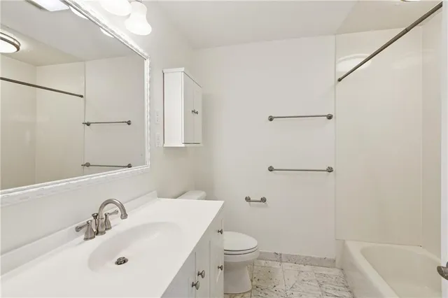 $3,300 | Undisclosed Address, Metairie, LA 70001