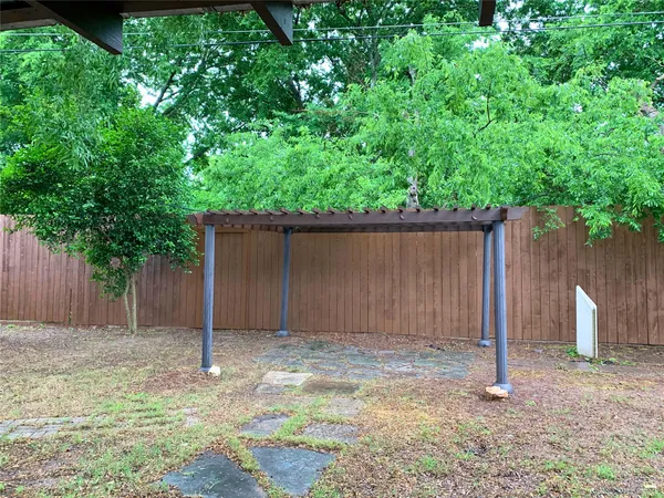 $2,695 | 4905 Richmond Avenue, Austin, TX 78745