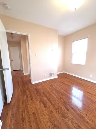 $94,900 | 4312 West 15th Avenue, Gary, IN 46404