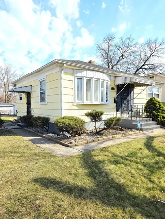 $94,900 | 4312 West 15th Avenue, Gary, IN 46404