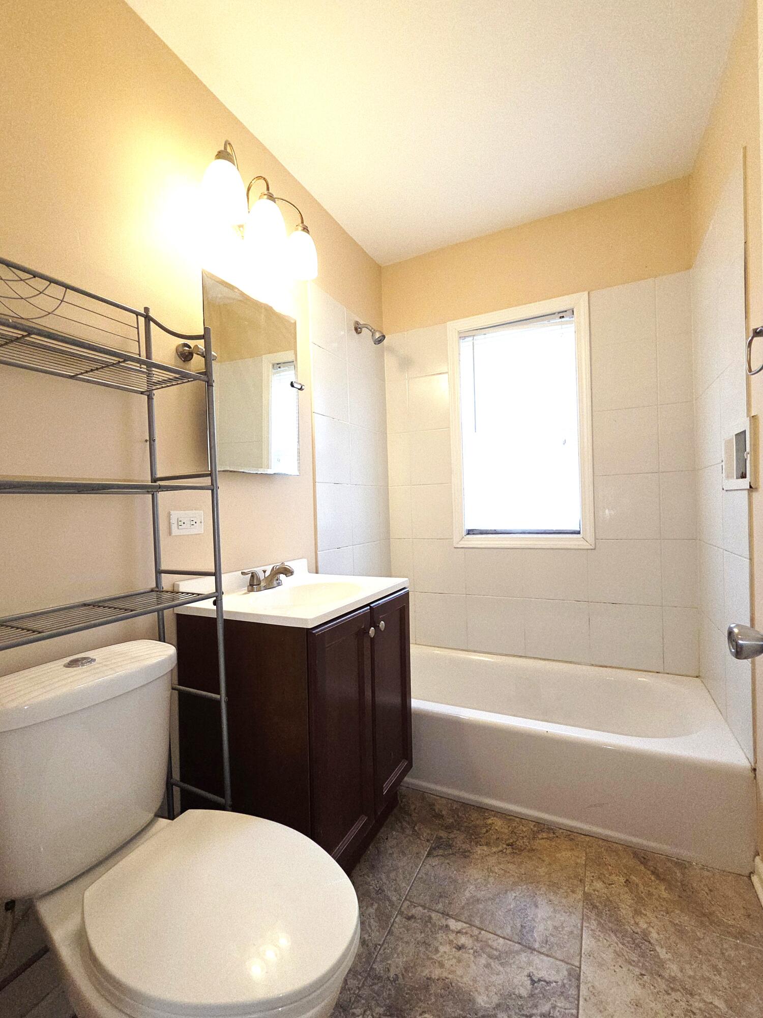 4312 West 15th Avenue Gary, IN 46404 - Photo 10 of 14 1500x2000