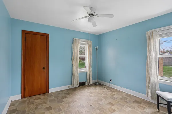 $185,000 | 68 West 24th Street, Chicago Heights, IL 60411