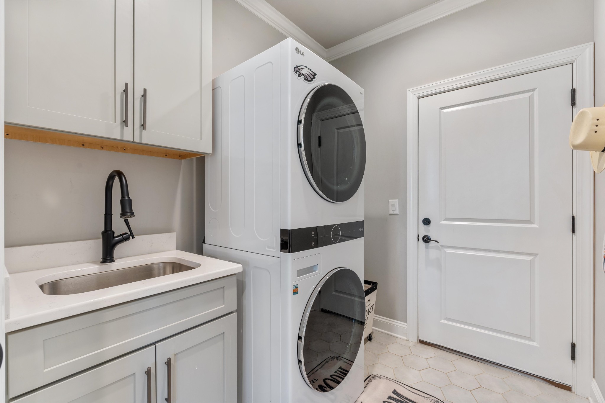 1706 Sorrell Pk Drive Spring Hill, TN 37174 - Photo 25 of 50 a utility room with dryer and washer