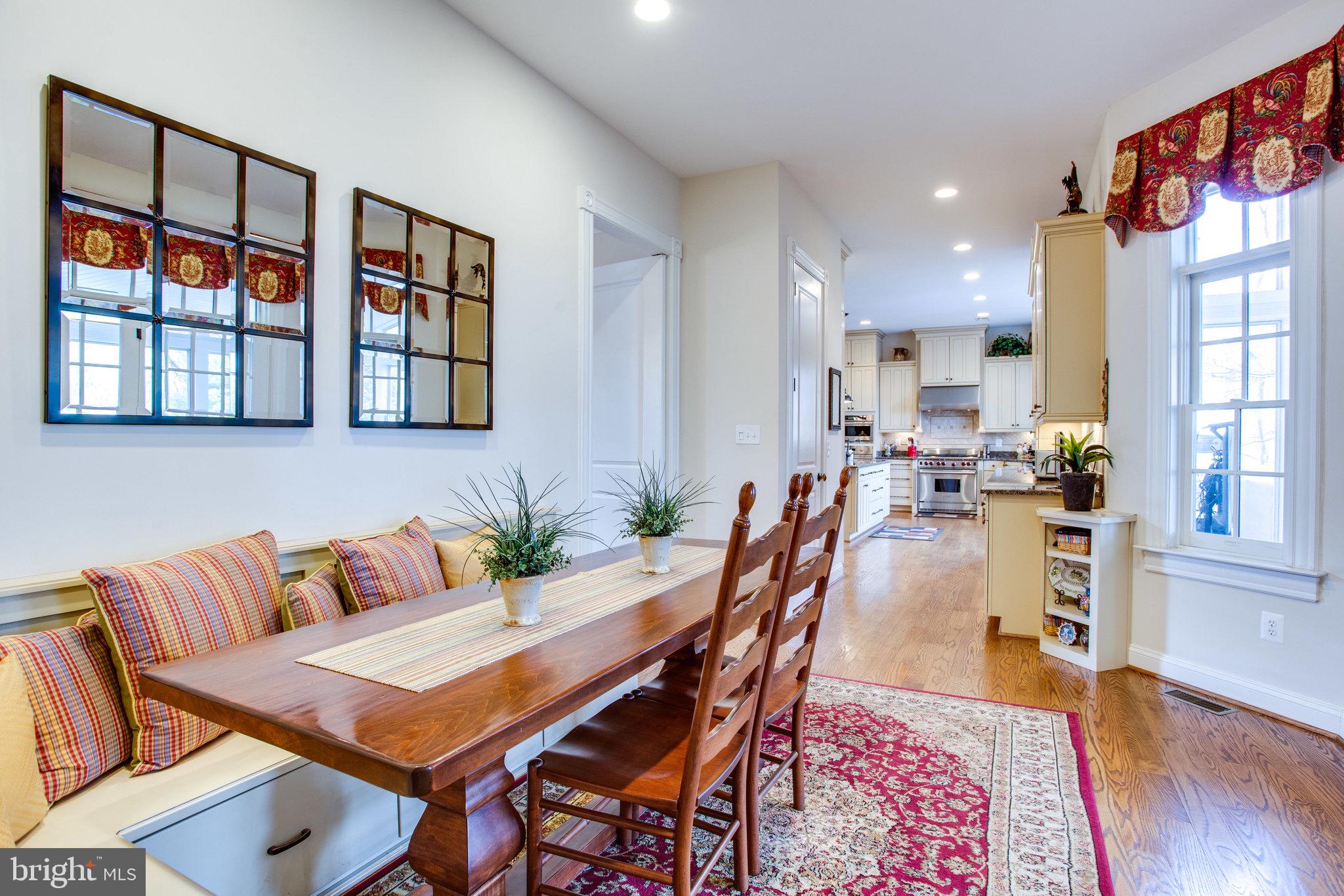 10208 Colvin Run Road Great Falls, VA 22066 - Photo 20 of 67 Casual dining