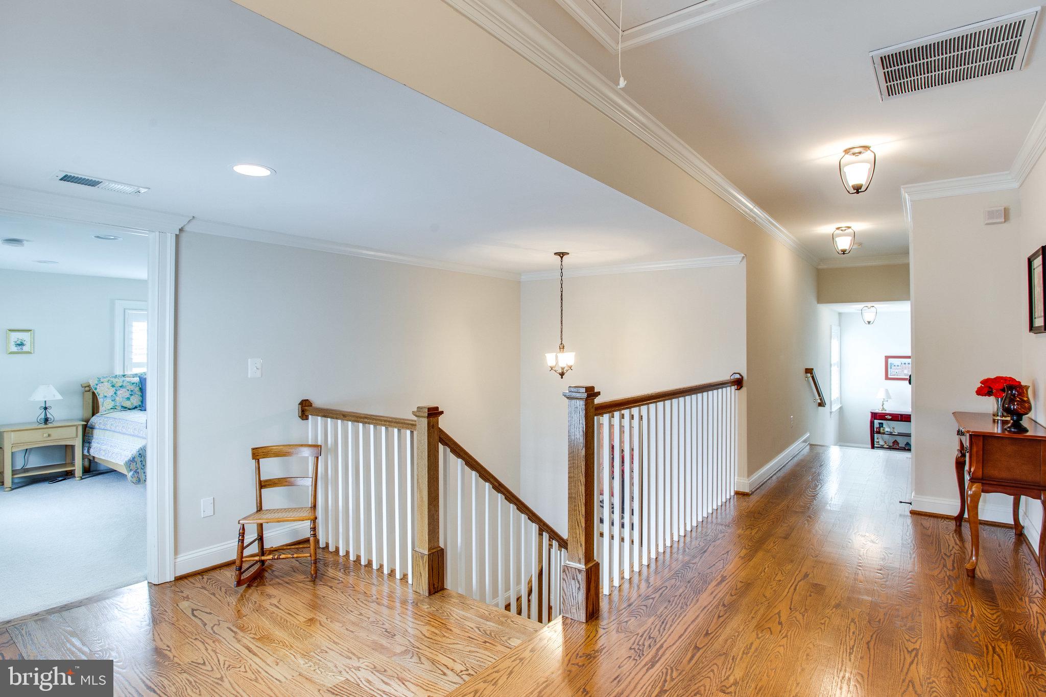 10208 Colvin Run Road Great Falls, VA 22066 - Photo 38 of 67 Upper gallery