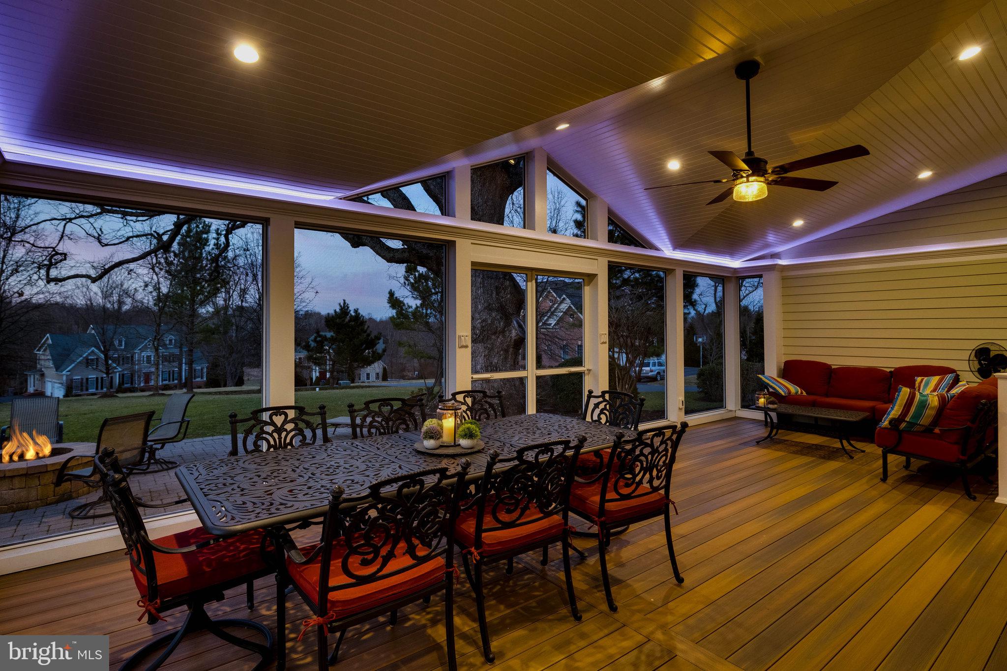 10208 Colvin Run Road Great Falls, VA 22066 - Photo 6 of 67 Charming screened porch