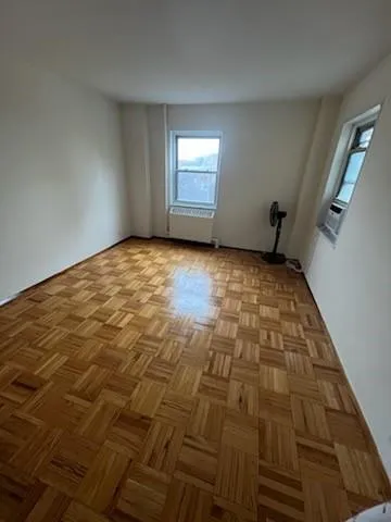 $230,000 | 3 Fordham Hill Ovl, Unit 5B | University Heights