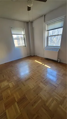 $230,000 | 3 Fordham Hill Ovl, Unit 5B | University Heights