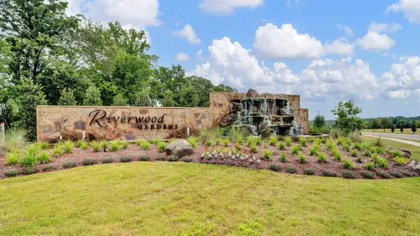 $373,990 | 1010 Mewborn Farm Road, Oakland, TN 38060