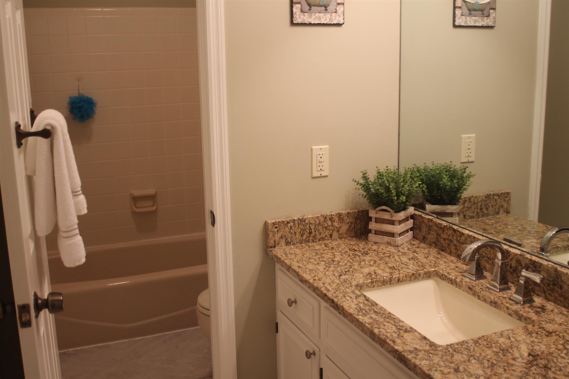 485 Metal Ford Road Hohenwald, TN 38462 - Photo 13 of 20 Master Bath with Granite, Huge Walk in Closet