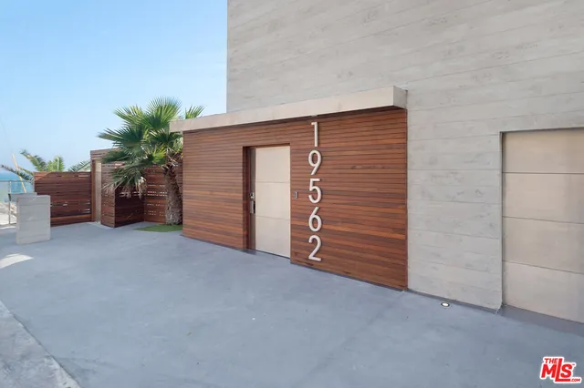 $22,000 | 19562 Pacific Coast Highway, Malibu, CA 90265