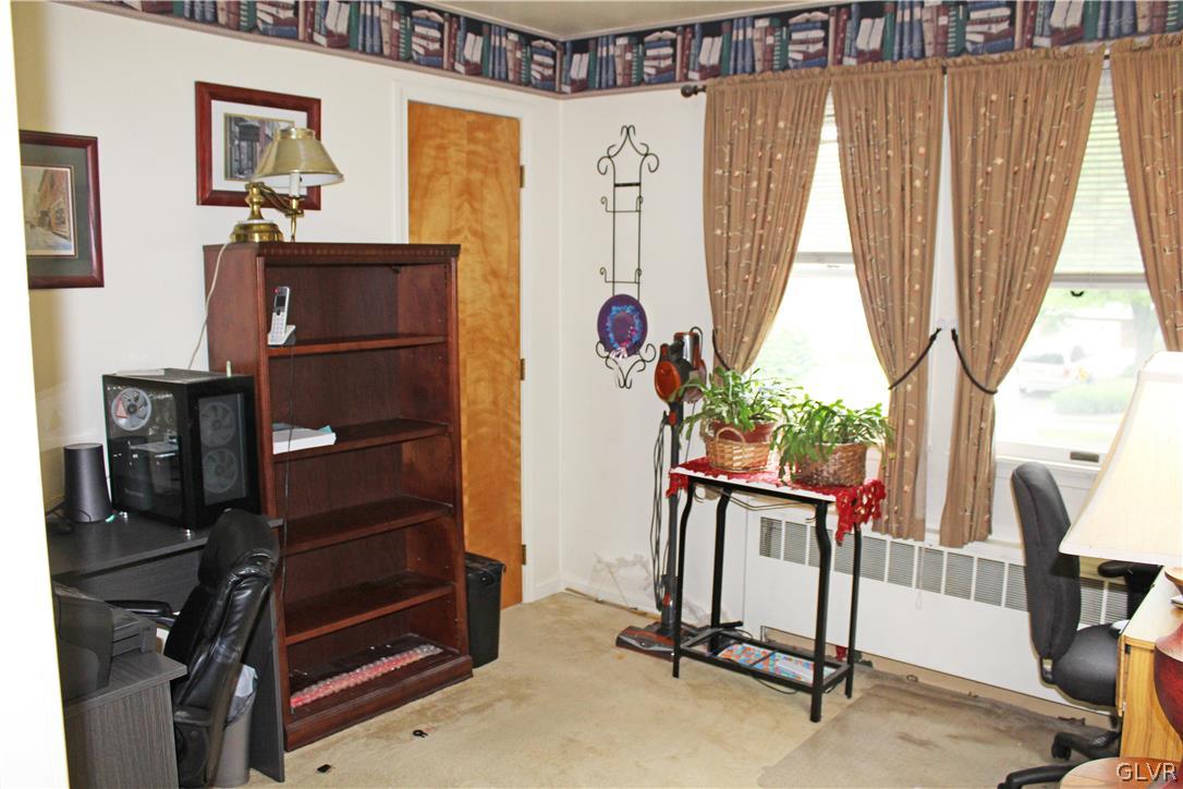 3184 Shakespeare Road Bethlehem, PA 18017 - Photo 14 of 27 Bedroom 2