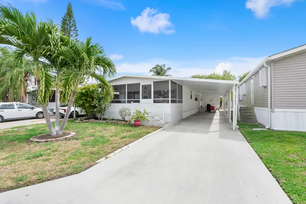 $295,000 | 5490 Southwest 32nd Terrace, Fort Lauderdale, FL 33312