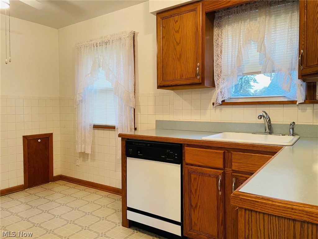 1802 Rockefeller Road Wickliffe, OH 44092 - Photo 11 of 20 Gallery Image 11
