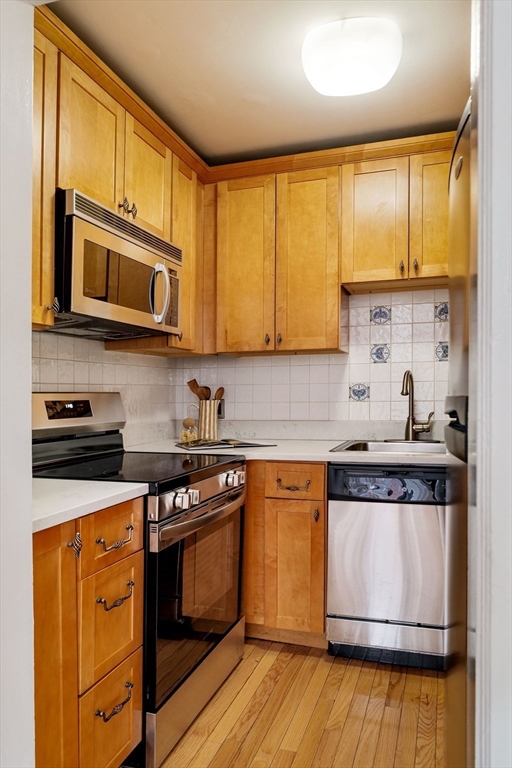 486 Beacon Street, Unit 1 Boston, MA 02115 - Photo 17 of 33