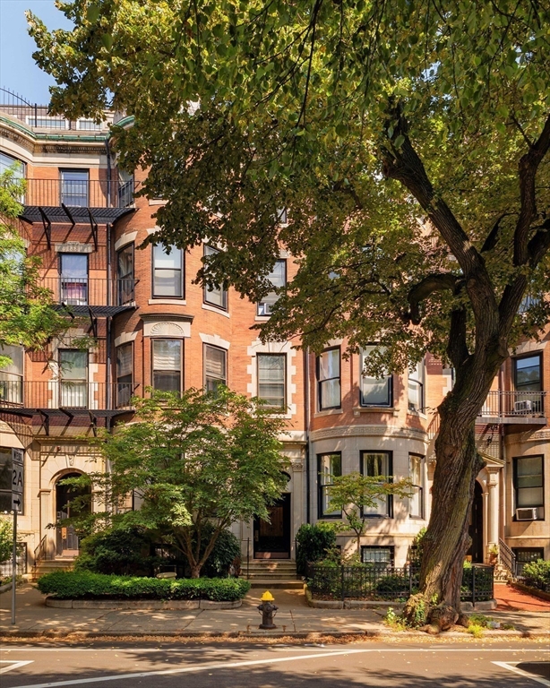 486 Beacon Street, Unit 1 Boston, MA 02115 - Photo 28 of 33