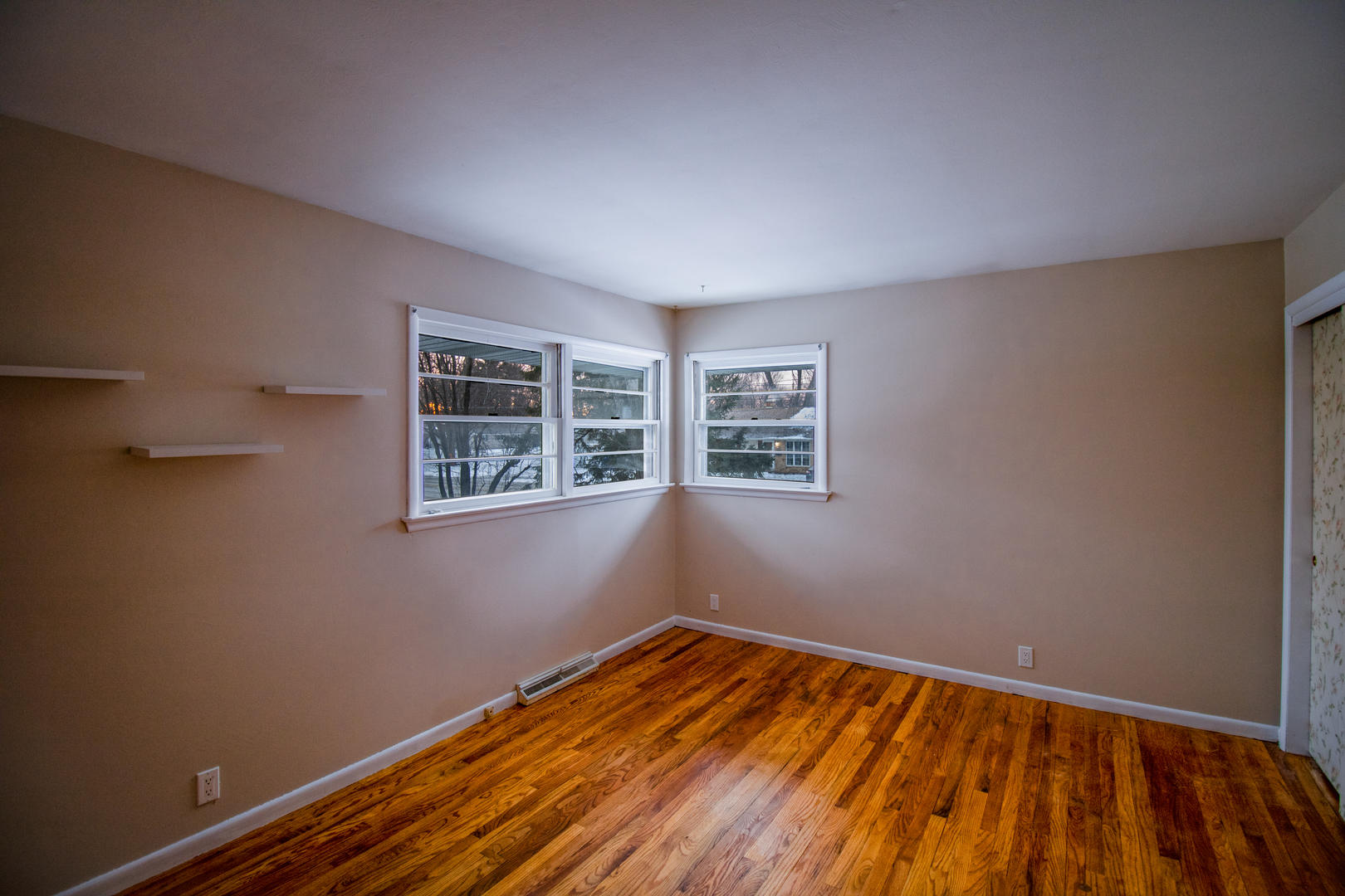 100 Warren Place DeKalb, IL 60115 - Photo 11 of 32