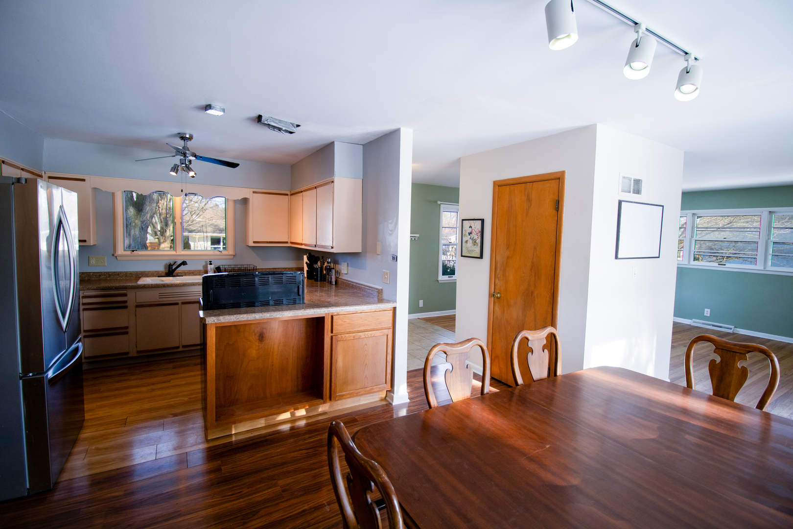 100 Warren Place DeKalb, IL 60115 - Photo 5 of 29