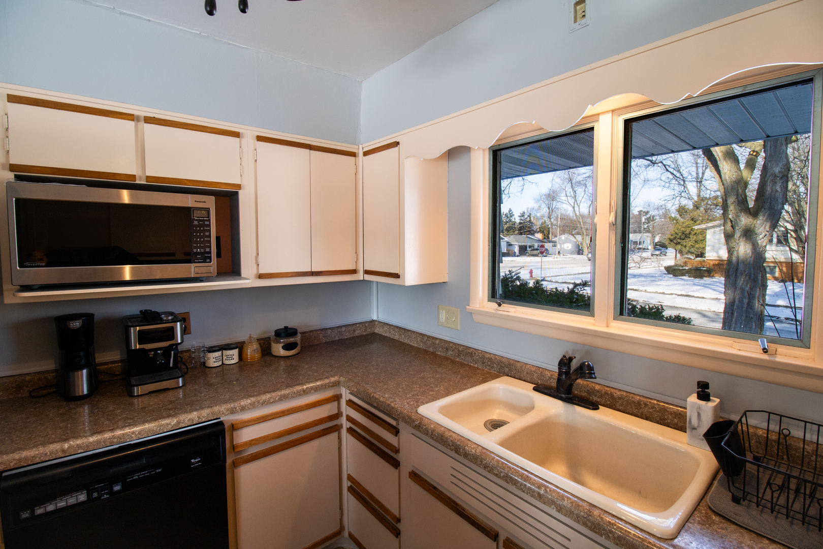 100 Warren Place DeKalb, IL 60115 - Photo 8 of 32