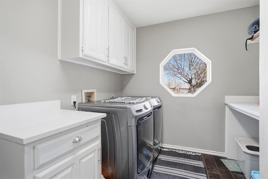 333 Meadow Crest Road Fort Worth, TX 76108 - Photo 14 of 32