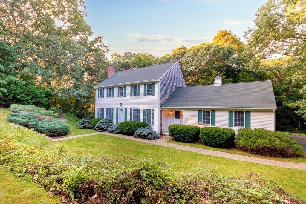 5 Fish House Road Sandwich, MA 02537 - Photo 3 of 35