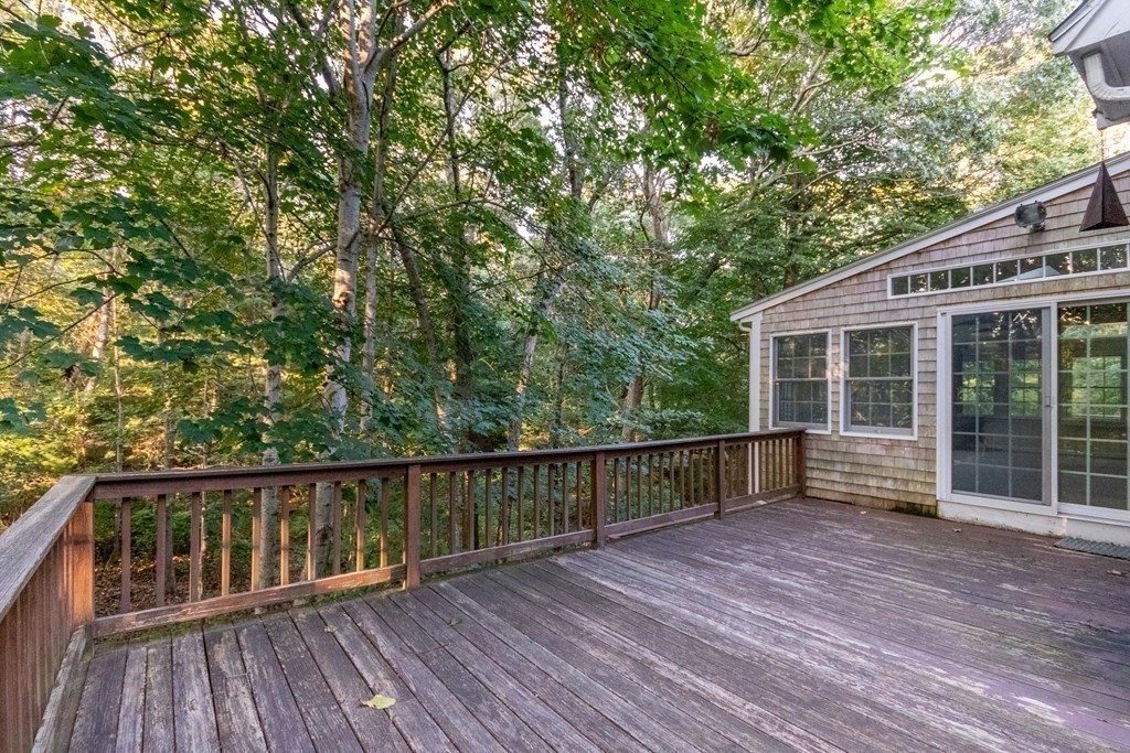 5 Fish House Road Sandwich, MA 02537 - Photo 10 of 35