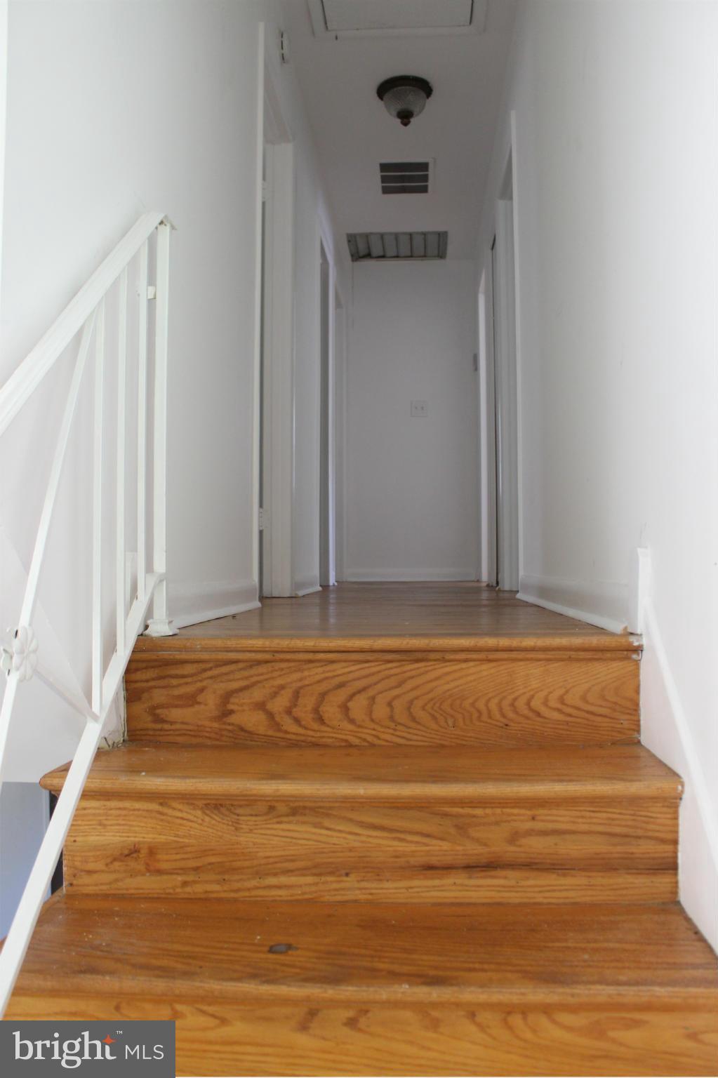 210 Randolph Road Silver Spring, MD 20904 - Photo 11 of 29 Upstairs Hallway