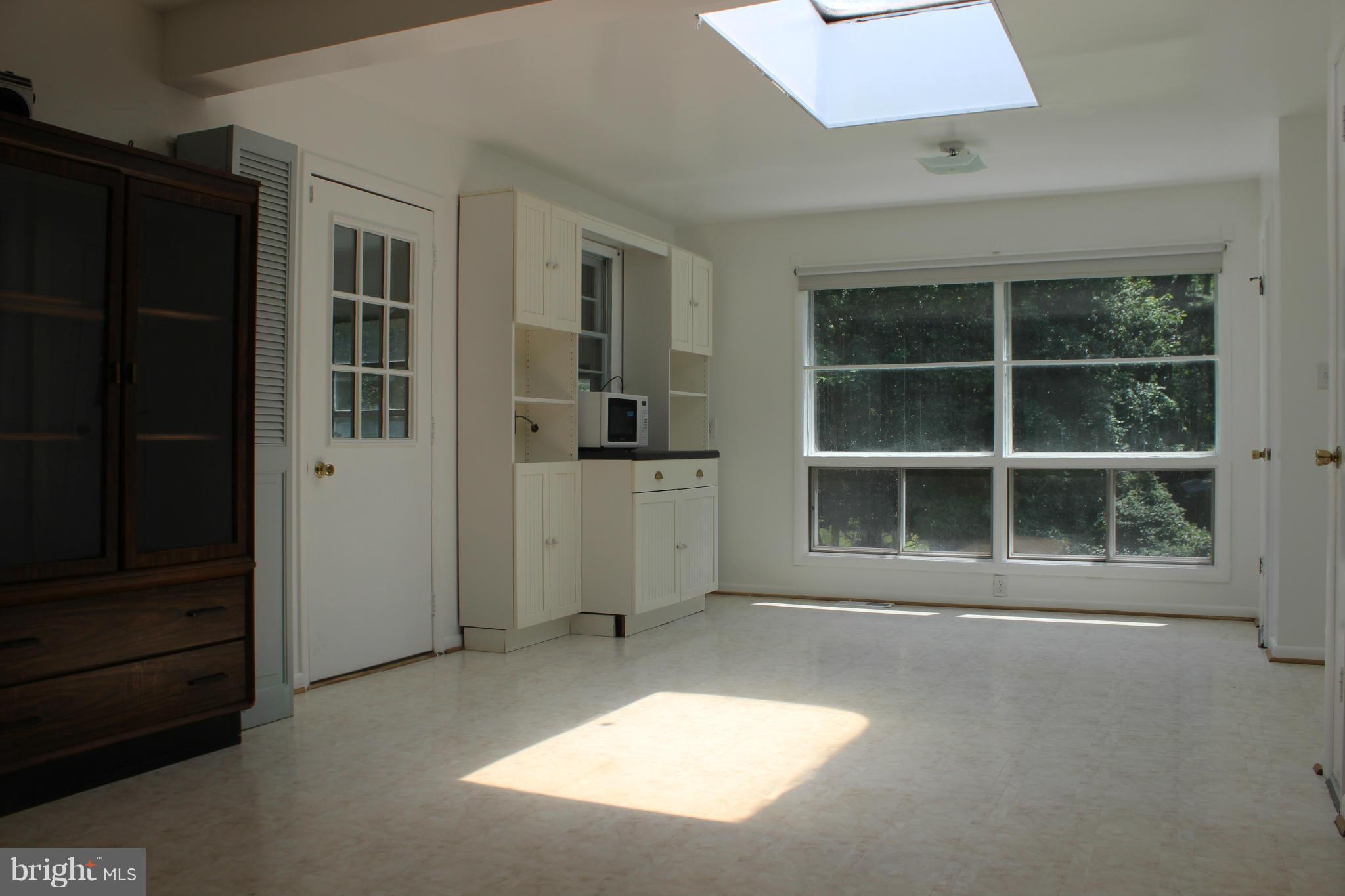 210 Randolph Road Silver Spring, MD 20904 - Photo 9 of 29 Very Large Sunny Kitchen For Preparing Meals