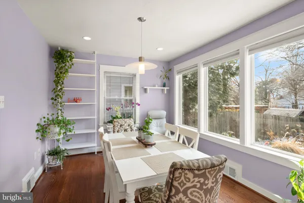 $4,000 | 1804 South Oakland Street, Arlington, VA 22204