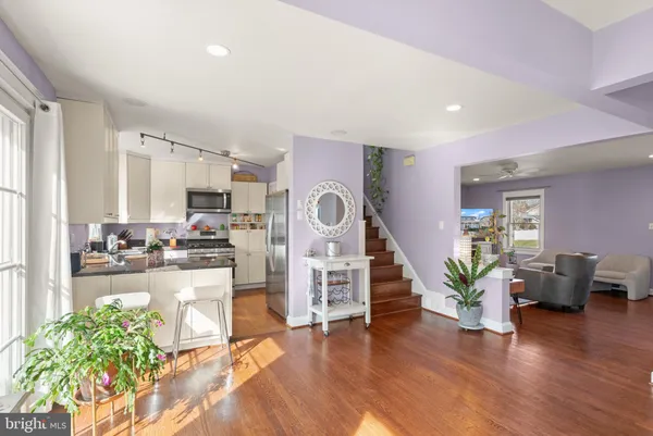 $4,000 | 1804 South Oakland Street, Arlington, VA 22204