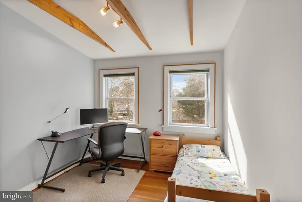 $4,000 | 1804 South Oakland Street, Arlington, VA 22204