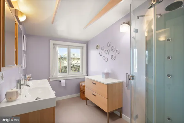 $4,000 | 1804 South Oakland Street, Arlington, VA 22204