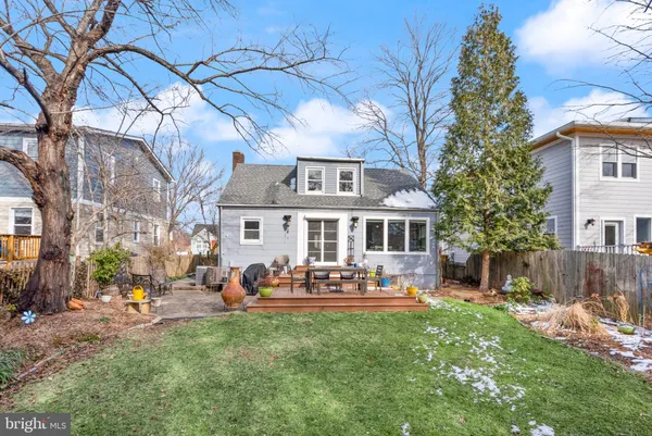 $4,000 | 1804 South Oakland Street, Arlington, VA 22204