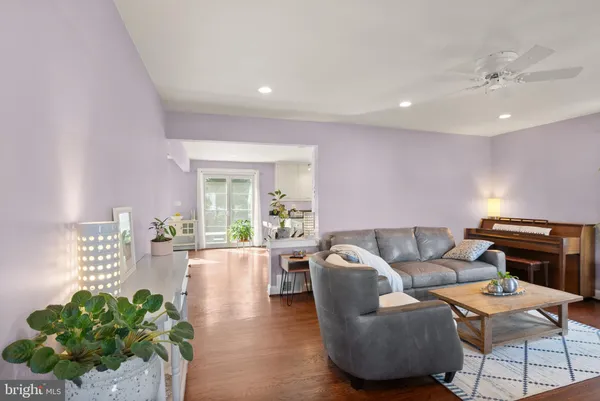 $4,000 | 1804 South Oakland Street, Arlington, VA 22204