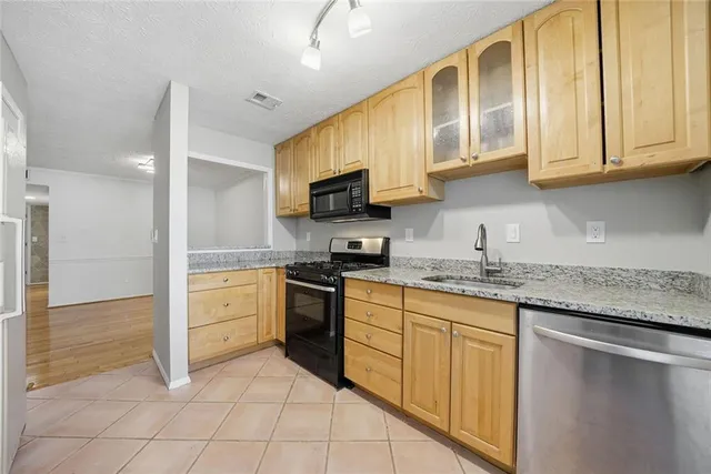 $250,000 | 1104 Woodcliff Drive, Atlanta, GA 30350